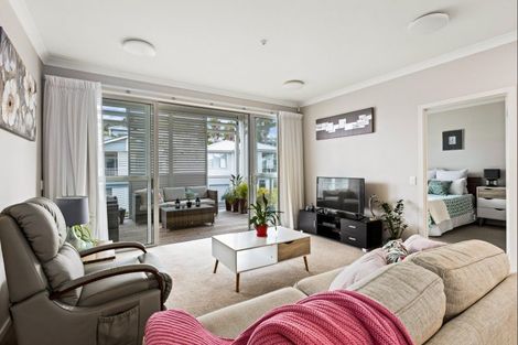 Photo of property in 48 Rewa Rewa Lane, Orewa, 0931