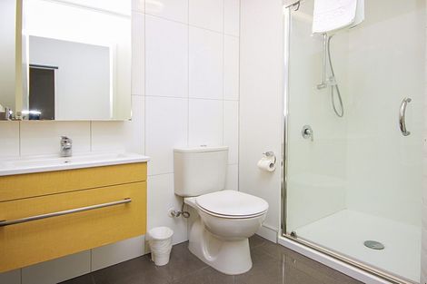 Photo of property in Twin Towers, 811/17 Putney Way, Manukau, Auckland, 2104