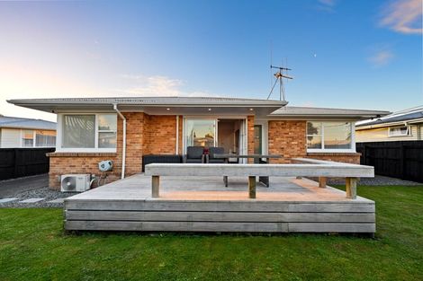 Photo of property in 36 Northolt Road, Fairview Downs, Hamilton, 3214