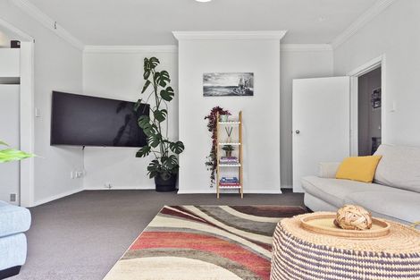 Photo of property in 11 Seddon Street, Naenae, Lower Hutt, 5011