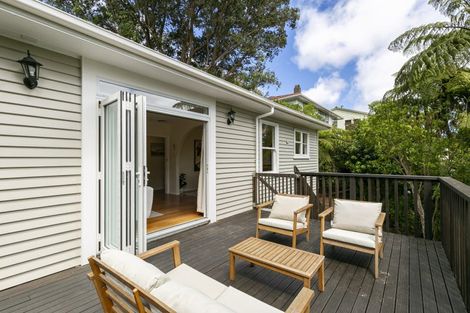 Photo of property in 31 Montgomery Avenue, Karori, Wellington, 6012