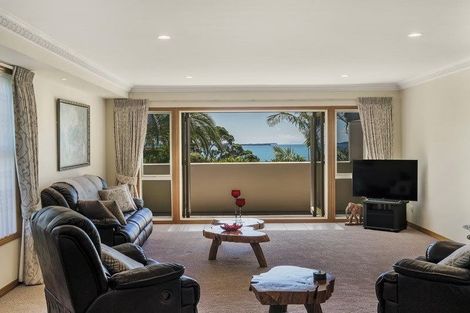 Photo of property in 18 Stevenson Way, Cockle Bay, Auckland, 2014