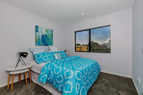 Photo of property in 1/25 Kennington Drive, Clendon Park, Auckland, 2103