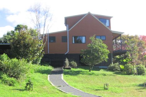 Photo of property in 6 Laingfield Terrace, Laingholm, Auckland, 0604