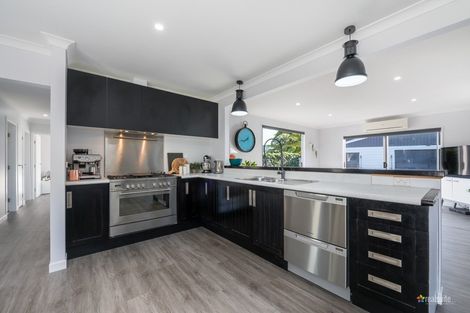 Photo of property in 12 Christchurch Crescent, Kelson, Lower Hutt, 5010