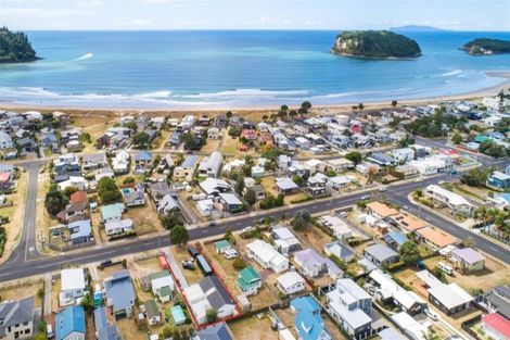 Photo of property in 217 Ocean Road, Whangamata, 3620