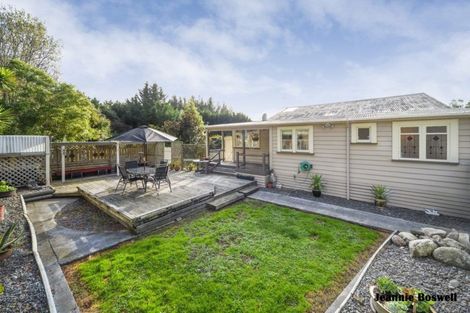 Photo of property in 110 Hastings Street, Halcombe, Feilding, 4779