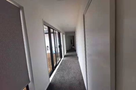 Photo of property in 7 Kaimai Avenue, Massey, Auckland, 0614