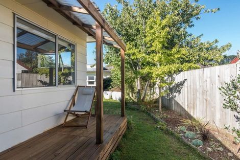 Photo of property in 5 Hookway Grove, Paraparaumu, 5032