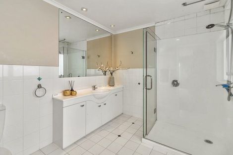 Photo of property in 65 Seacliffe Avenue, Belmont, Auckland, 0622