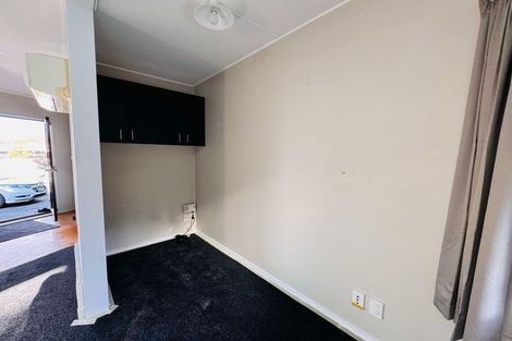 Photo of property in 4 Newland Court, Palmerston North, 4410