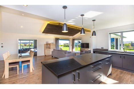 Photo of property in 33 Baxter Michael Crescent, Cambridge, 3434