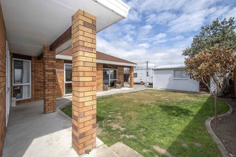 Photo of property in 33 Sylvia Street, Parklands, Christchurch, 8083