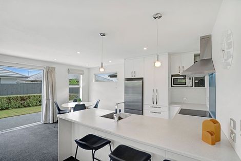 Photo of property in 7 Capil Court, Halswell, Christchurch, 8025