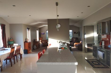 Photo of property in 33 Reka Street, Parklands, Christchurch, 8083