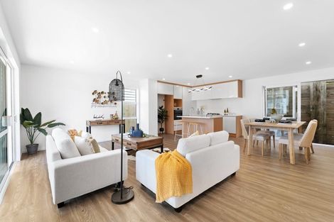 Photo of property in 1/4118b Great North Road, Glen Eden, Auckland, 0602