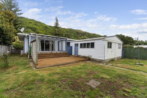 Photo of property in 218 Main Road South, Raumati South, Paraparaumu, 5032