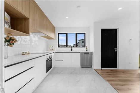 Photo of property in 1/6 Pah Road, Papatoetoe, Auckland, 2025