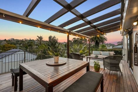 Photo of property in 194 Beach Road, Campbells Bay, Auckland, 0630