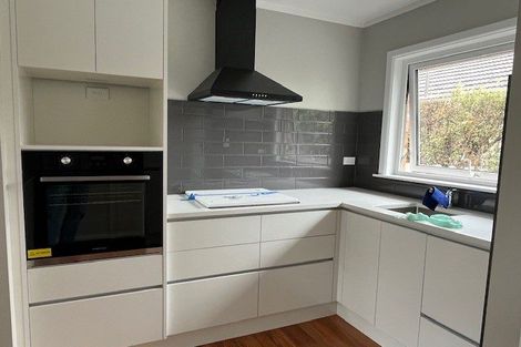 Photo of property in 2/24 Harris Road, Mount Wellington, Auckland, 1051