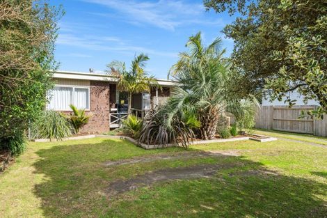 Photo of property in 218 Dickson Road, Papamoa Beach, Papamoa, 3118
