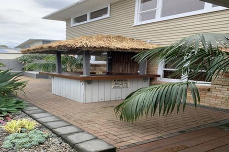 Photo of property in 30a Te Atatu Road, Te Atatu South, Auckland, 0610