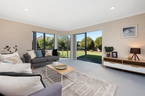 Photo of property in 689 Gloucester Road, Papamoa Beach, Papamoa, 3118