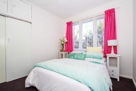 Photo of property in 20 Woodford Avenue, Henderson, Auckland, 0610