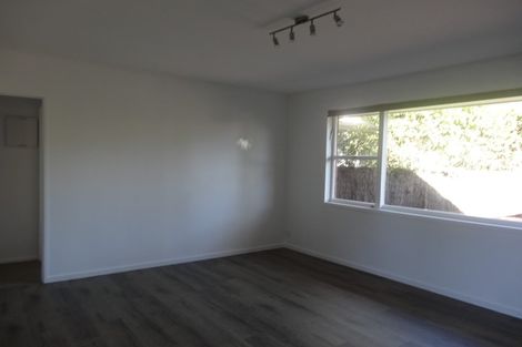 Photo of property in 2/7a Corrella Road, Belmont, Auckland, 0622