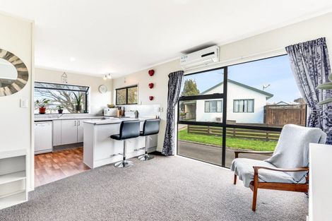 Photo of property in 21 Penney Green, Nawton, Hamilton, 3200