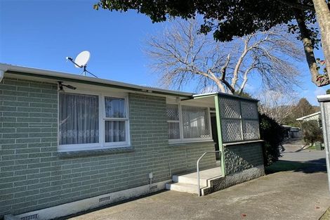 Photo of property in 2/97 Clouston Park Road, Clouston Park, Upper Hutt, 5018