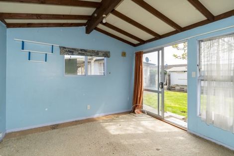 Photo of property in 7 Guernsey Street, Aranui, Christchurch, 8061