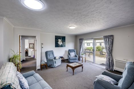 Photo of property in 1/2 Spriggs Crescent, Greenmeadows, Napier, 4112
