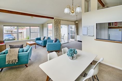 Photo of property in 2 Cranwell Street, Churton Park, Wellington, 6037