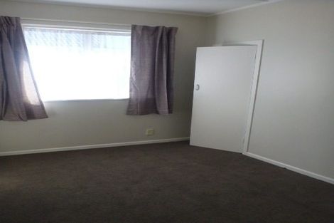 Photo of property in 33a-b Clevedon Road, Papakura, 2110