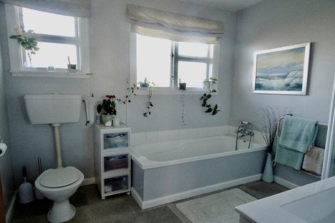 Photo of property in 11 Clayton Road, Amberley, 7410