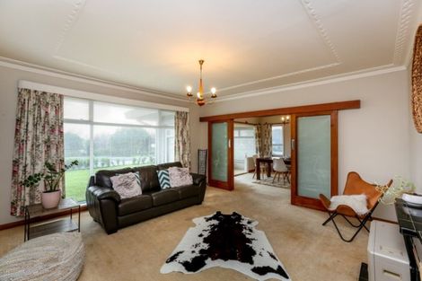 Photo of property in 69 South Road, Blagdon, New Plymouth, 4310