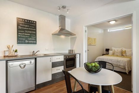 Photo of property in 39 Aberdeen Road, Castor Bay, Auckland, 0620