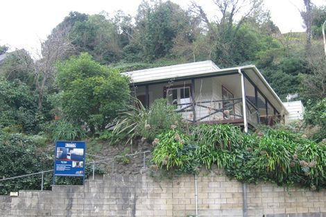 Photo of property in 31 Chaucer Road, Hospital Hill, Napier, 4110