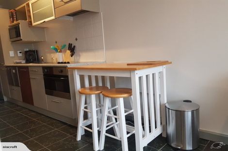 Photo of property in Atrium Towers, 4n/154 The Terrace, Wellington Central, Wellington, 6011