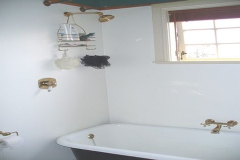 Photo of property in 35 Ohiro Road, Aro Valley, Wellington, 6021