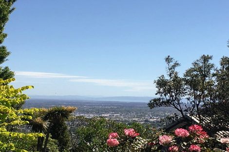 Photo of property in 8 Amherst Place, Cashmere, Christchurch, 8022