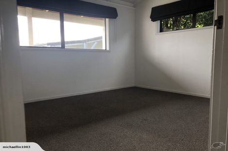 Photo of property in 283 Old North Road, Kumeu, 0892