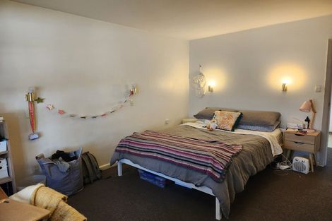 Photo of property in 8 Moorpark Place, Ilam, Christchurch, 8041