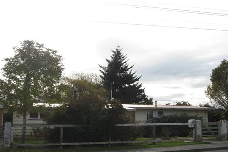 Photo of property in 66 Northumberland Street, Tapanui, 9522