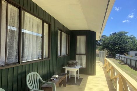 Photo of property in 16 Douglas Road, Waipukurau, 4200