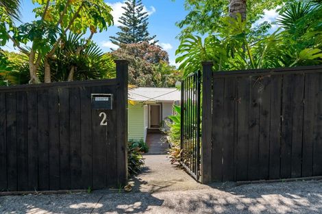 Photo of property in 2 Aragon Avenue, Glendowie, Auckland, 1071