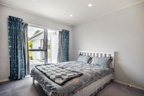 Photo of property in 4 Meadowvale Avenue, Forrest Hill, Auckland, 0620