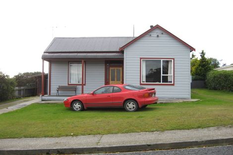 Photo of property in 35 Poole Street, Kaitangata, 9210