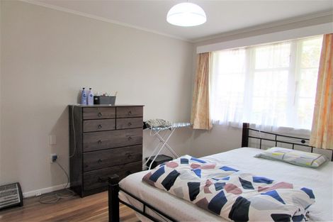 Photo of property in 121 Kings Crescent, Hutt Central, Lower Hutt, 5010